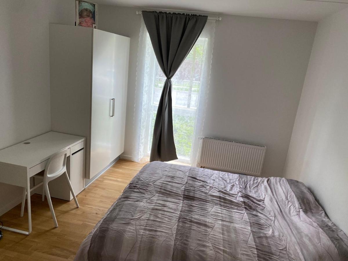 We Offer For Rent Our Wonderful Apartment Brabrand Exterior foto