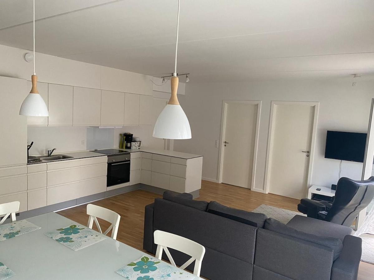 We Offer For Rent Our Wonderful Apartment Brabrand Exterior foto